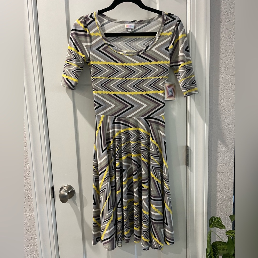 LuLaRoe Nicole dress